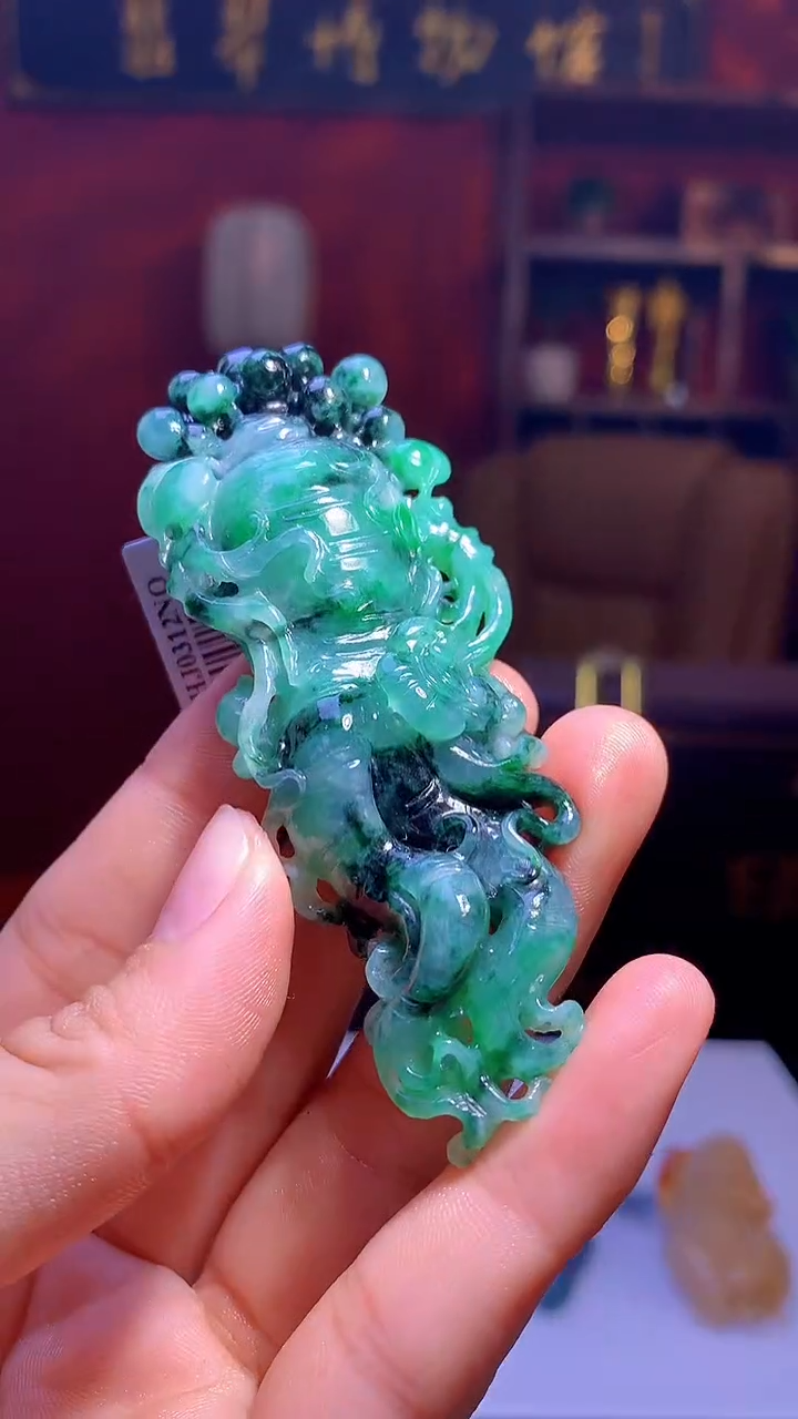 【闪购商品】定制翡翠未镶嵌1002hm-毛货挂件39