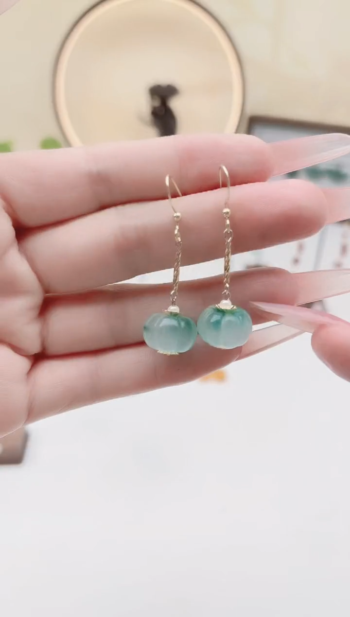 未镶嵌石英质玉（天山翠）耳饰00大南瓜