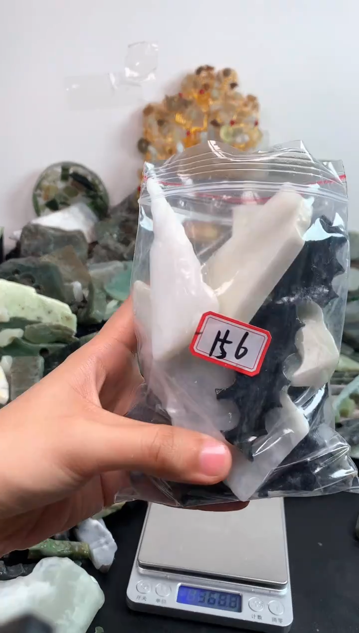 未镶嵌和田玉摆件156