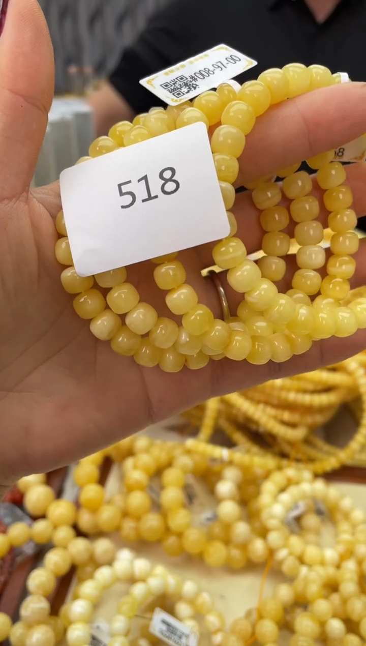 【闪购商品】琥珀裸石未镶嵌518多样性发其中一件