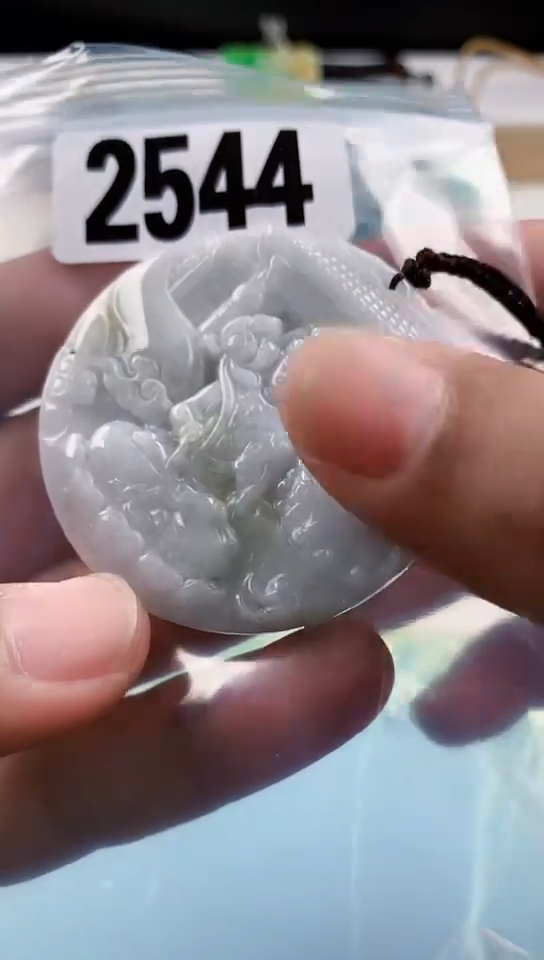 【闪购商品】翡翠挂件未镶嵌天然翡翠吊坠挂件