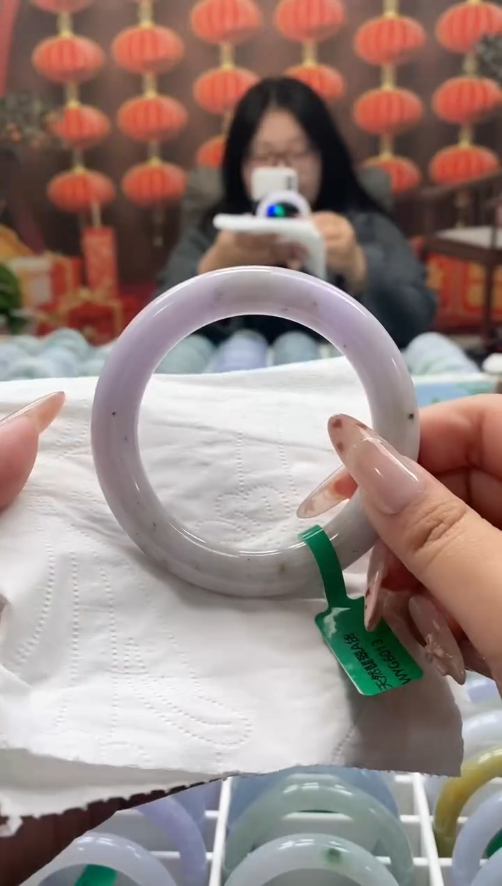 【闪购商品】翡翠手镯未镶嵌00009105