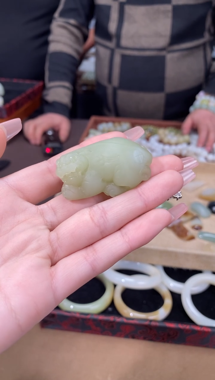 【闪购商品】定制和田玉把件未镶嵌把件