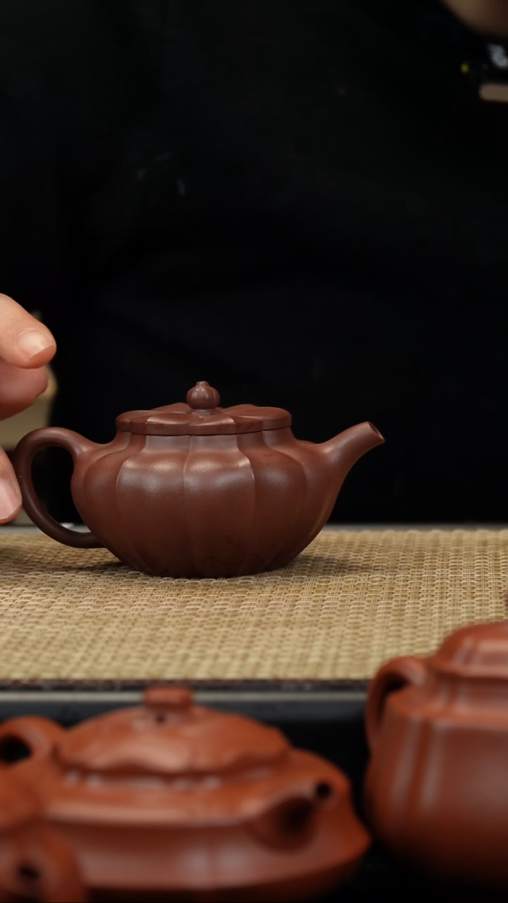 【闪购商品】紫砂茶壶底槽清菱花