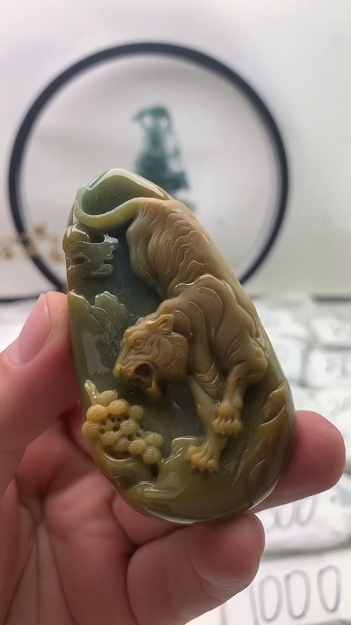 翡翠未镶嵌颈饰咨询客服链接