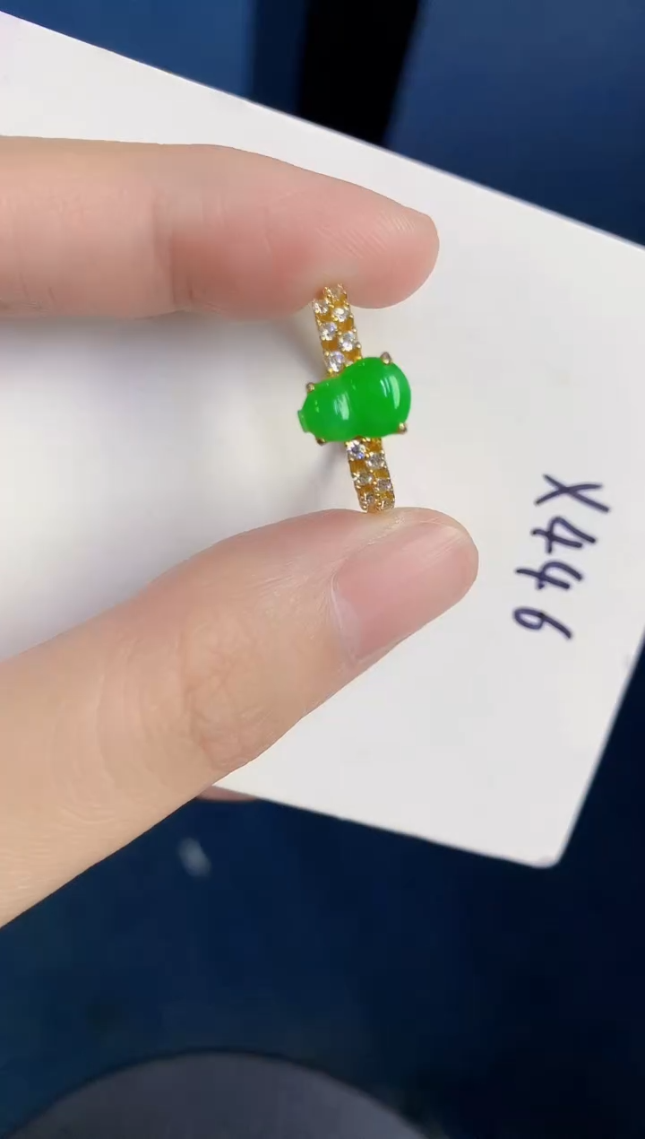 颈饰未镶嵌翡翠天然翡翠缅甸A货