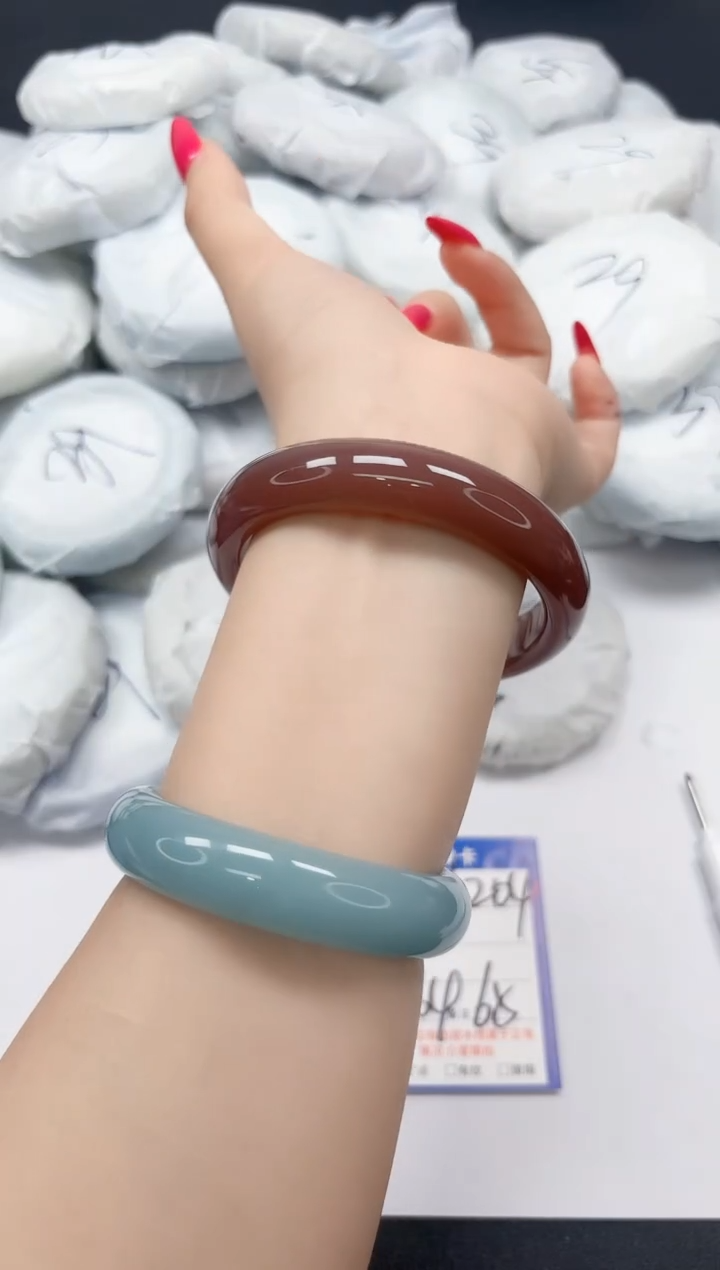 未镶嵌手镯石英质玉A204/6465