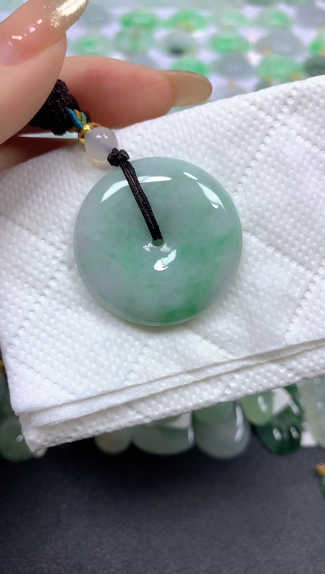 颈饰未镶嵌翡翠A货