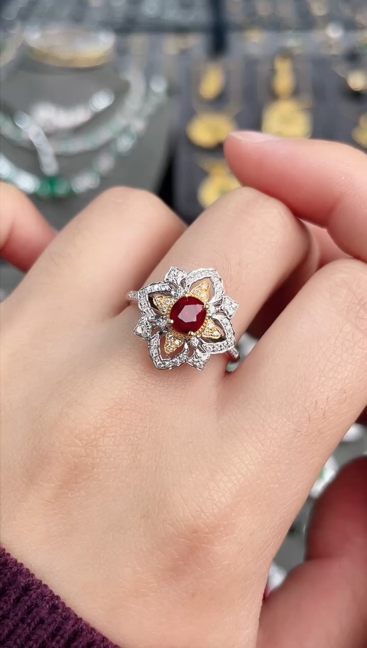 【闪购商品】红宝石戒指18K金镶嵌0.69ct/无烧鸽血红