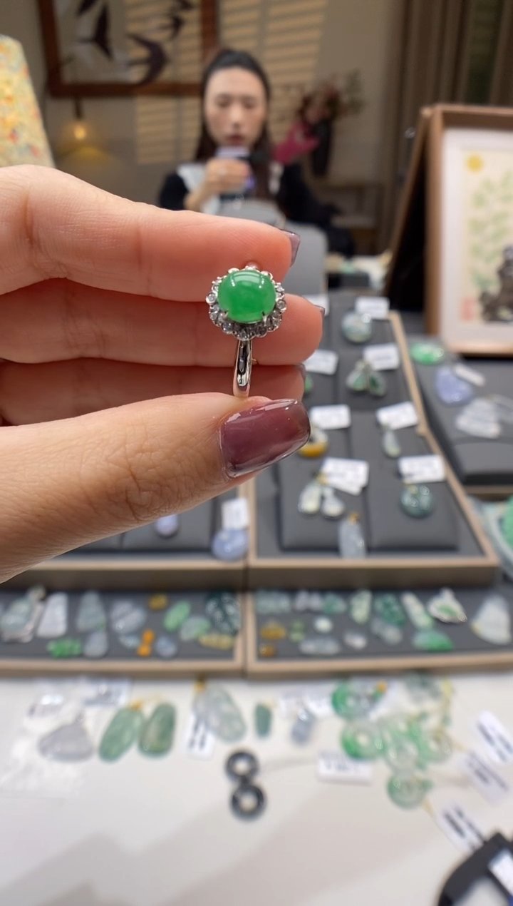【闪购商品】翡翠戒指18K金镶嵌戒指