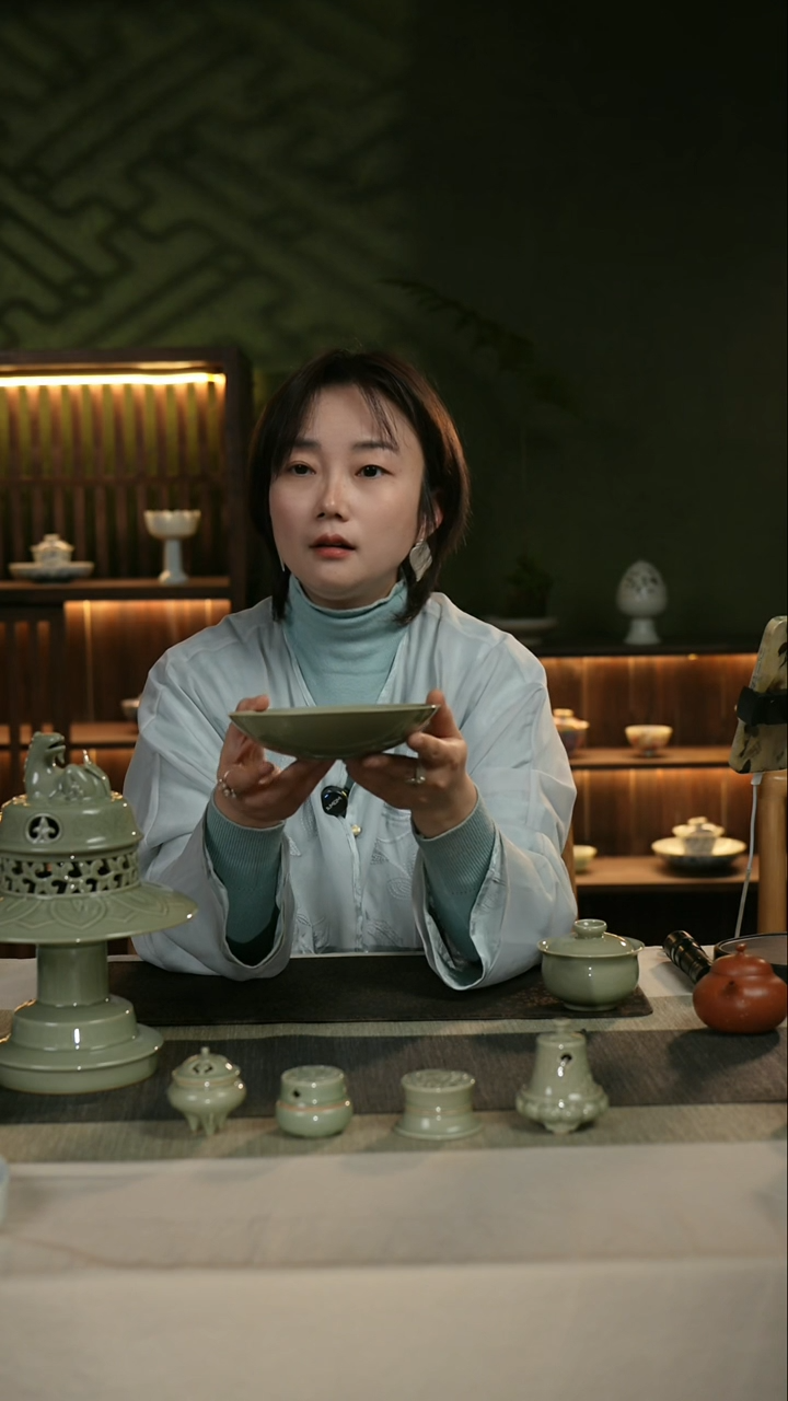 【闪购商品】越窑青瓷 口沿深壶承