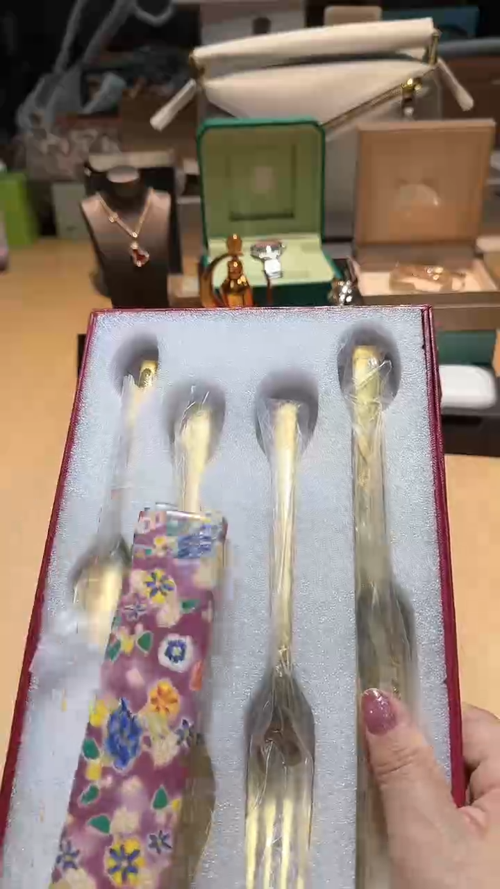 【闪购商品】瓷片锅碗瓢盆一件不剩