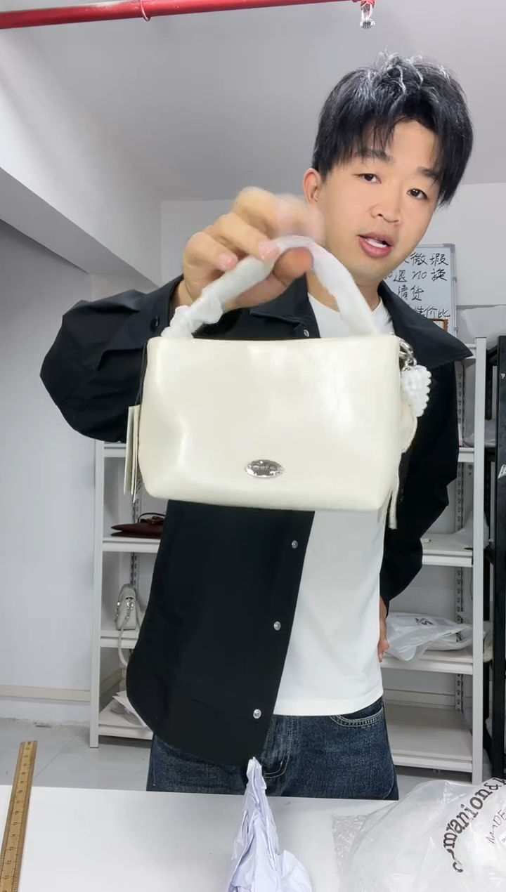 牛皮【尤尤轻奢女包】时尚百搭轻奢款式女包249