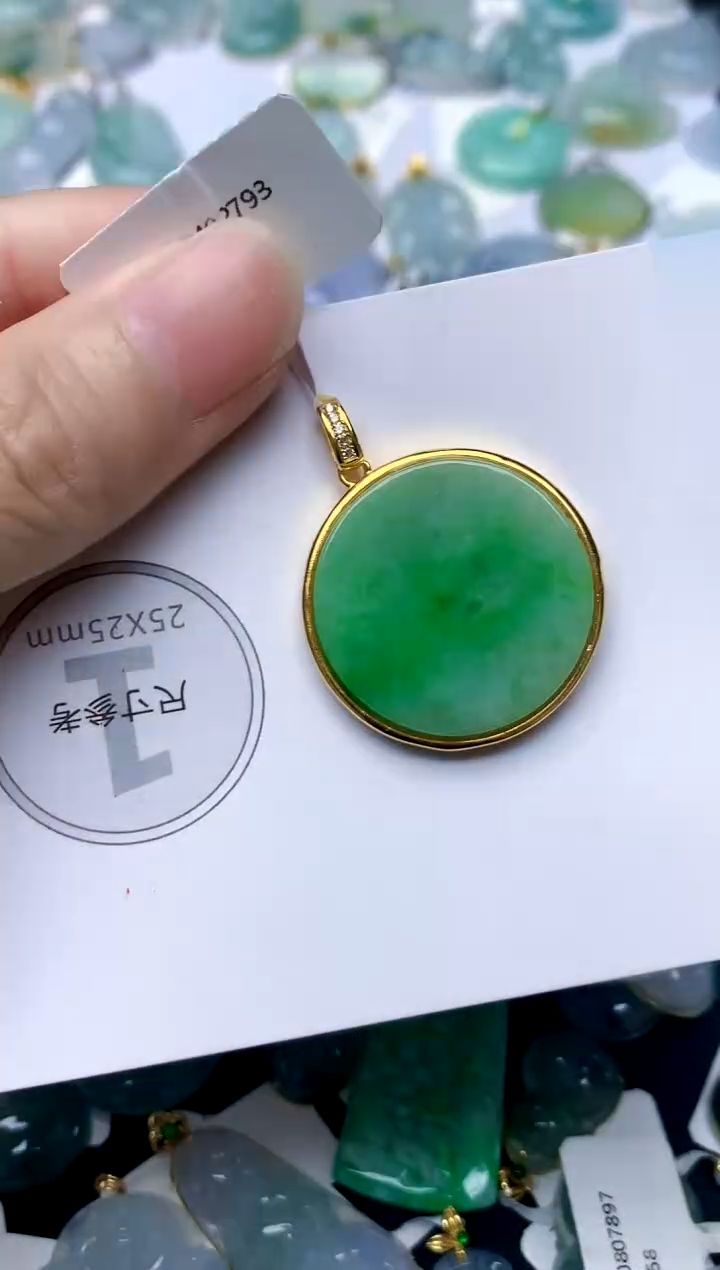 颈饰银S925镶嵌翡翠天然A货翡翠