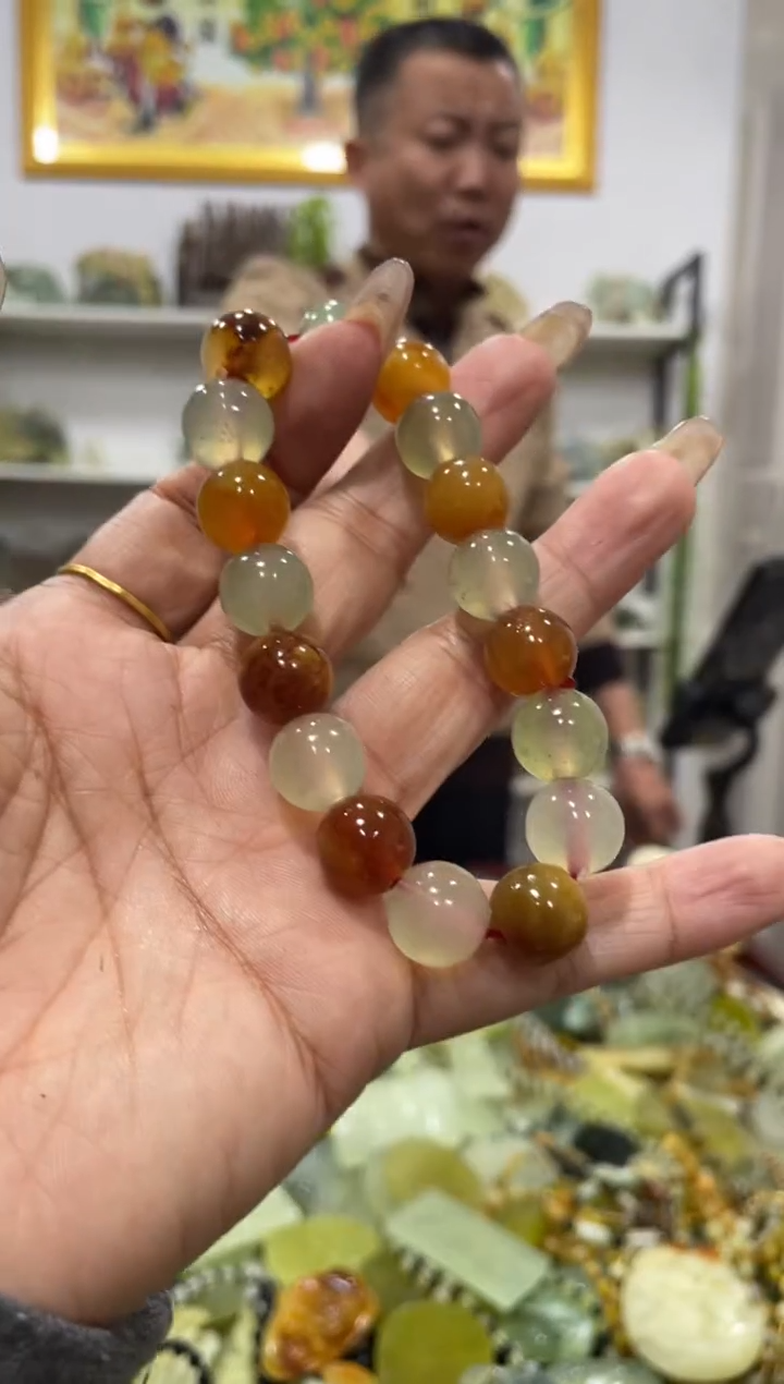 【闪购商品】岫玉手串未镶嵌           