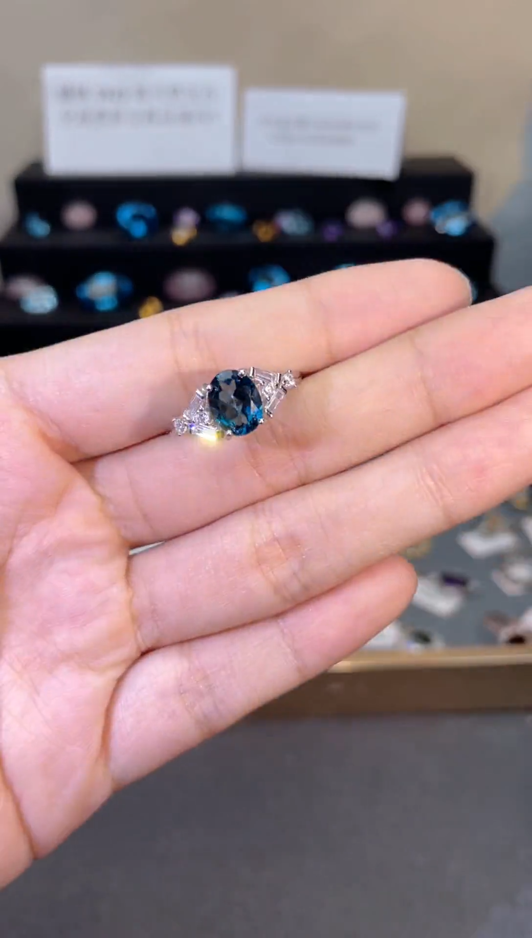 银S925镶嵌戒指托帕石天然宝石