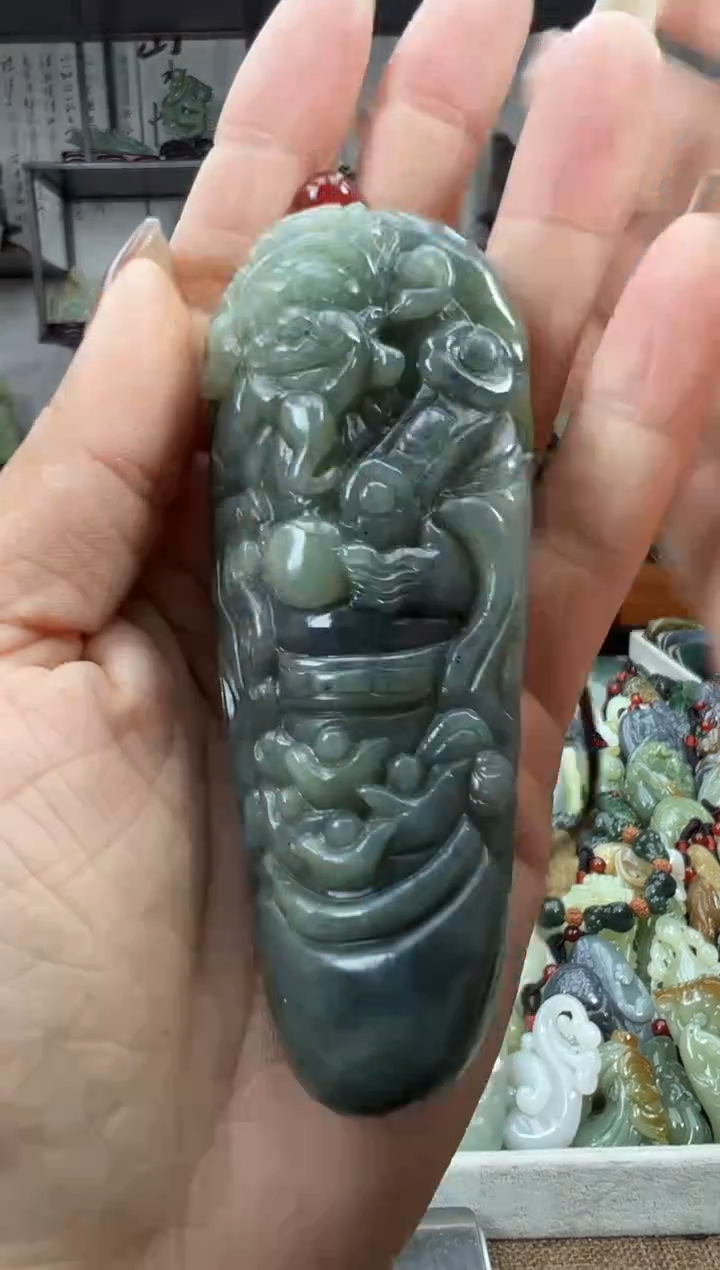 未镶嵌和田玉把件1