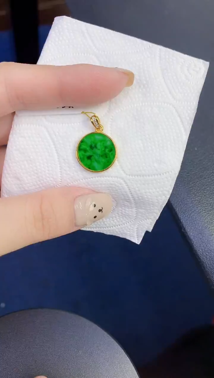 颈饰未镶嵌翡翠缅甸天然翡翠A货