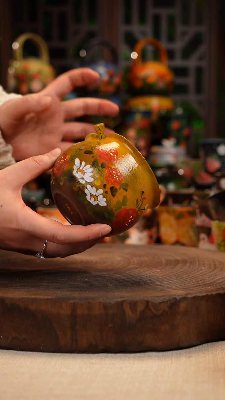 油画  手绘釉下彩