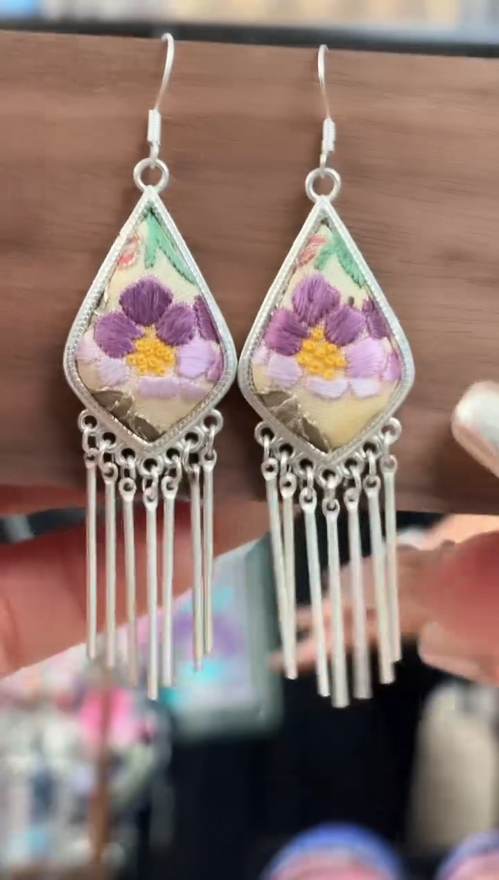 【闪购商品】织绣艺枝独秀手工饰品393