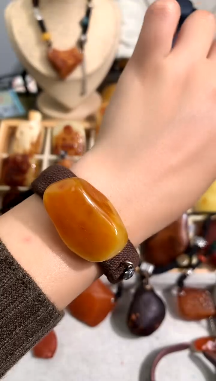 【闪购商品】蜜蜡裸石未镶嵌似玉