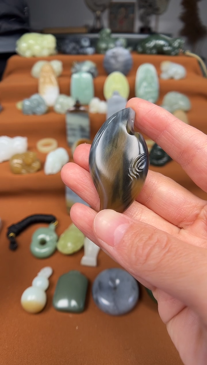 【闪购商品】和田玉颈饰未镶嵌随形