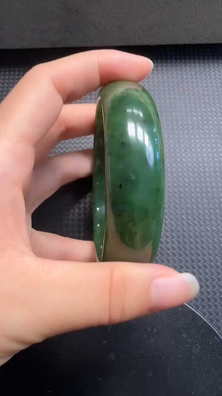 和田玉手镯未镶嵌114圈口66.6