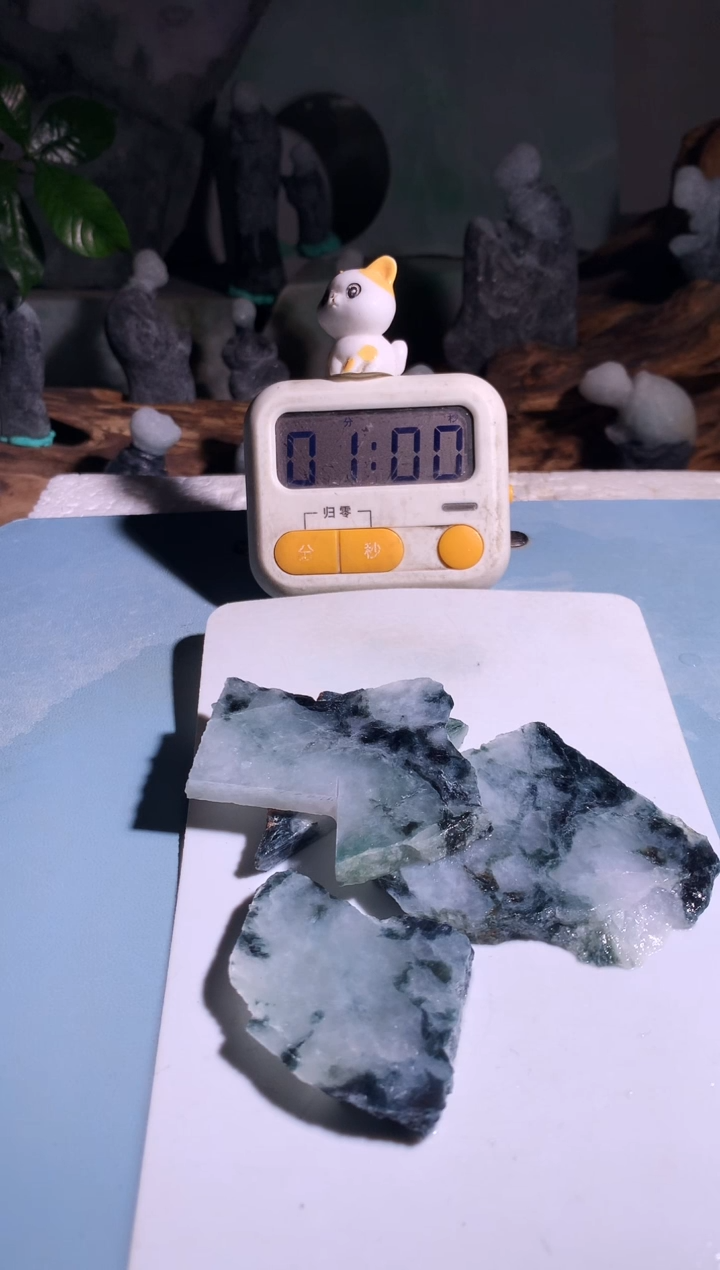 吊坠(不含链)未镶嵌翡翠木**心R40