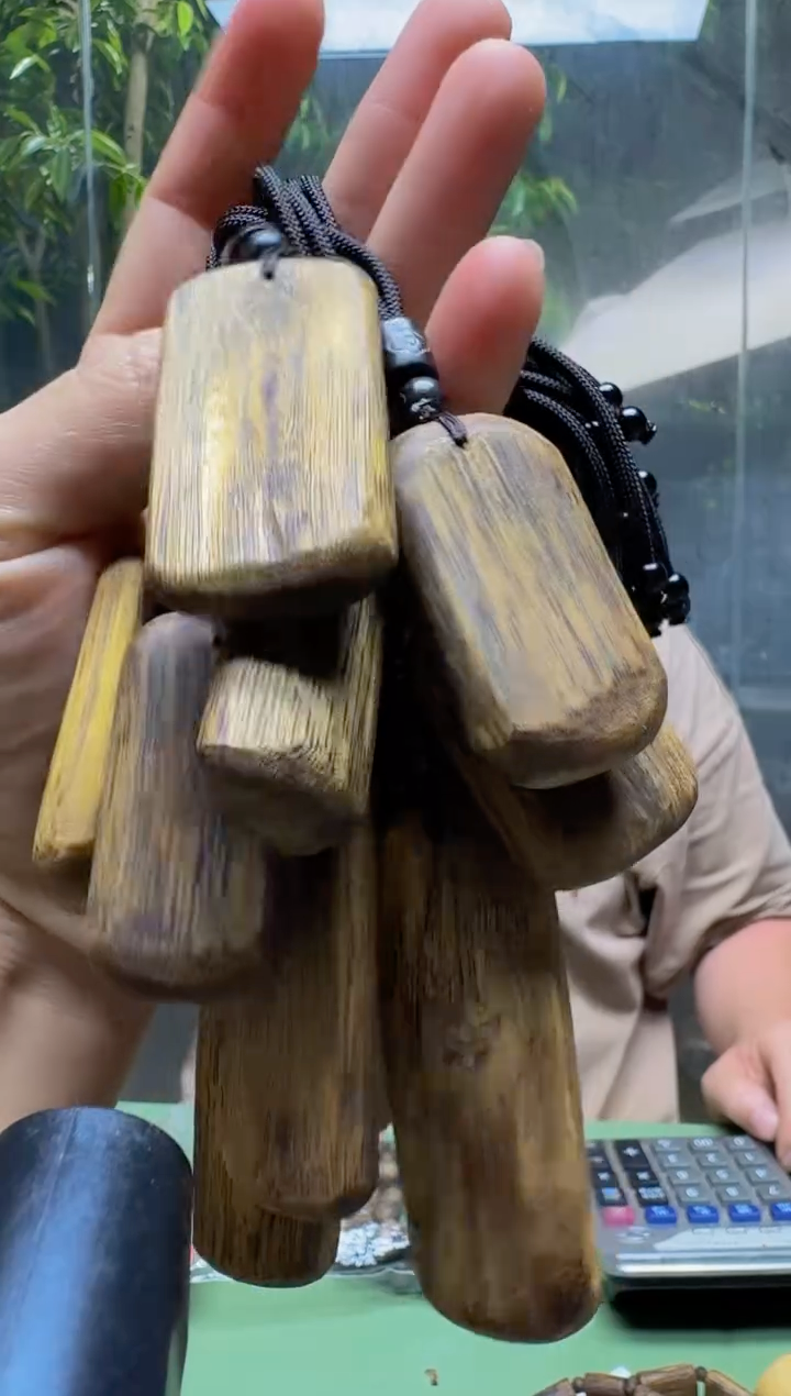 沉香碎屑沉香➕张勺子无事牌5多样性发1