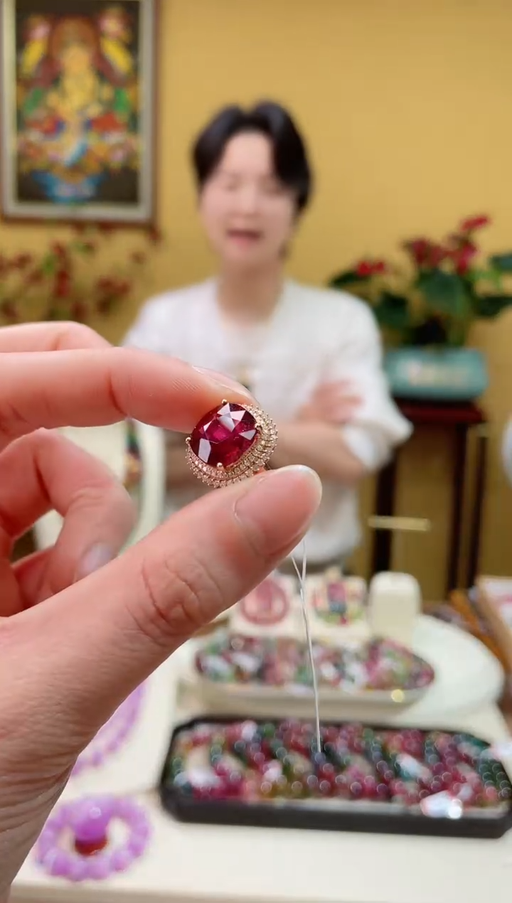 【闪购商品】碧玺颈饰18K金镶嵌16戒指戒指戒指