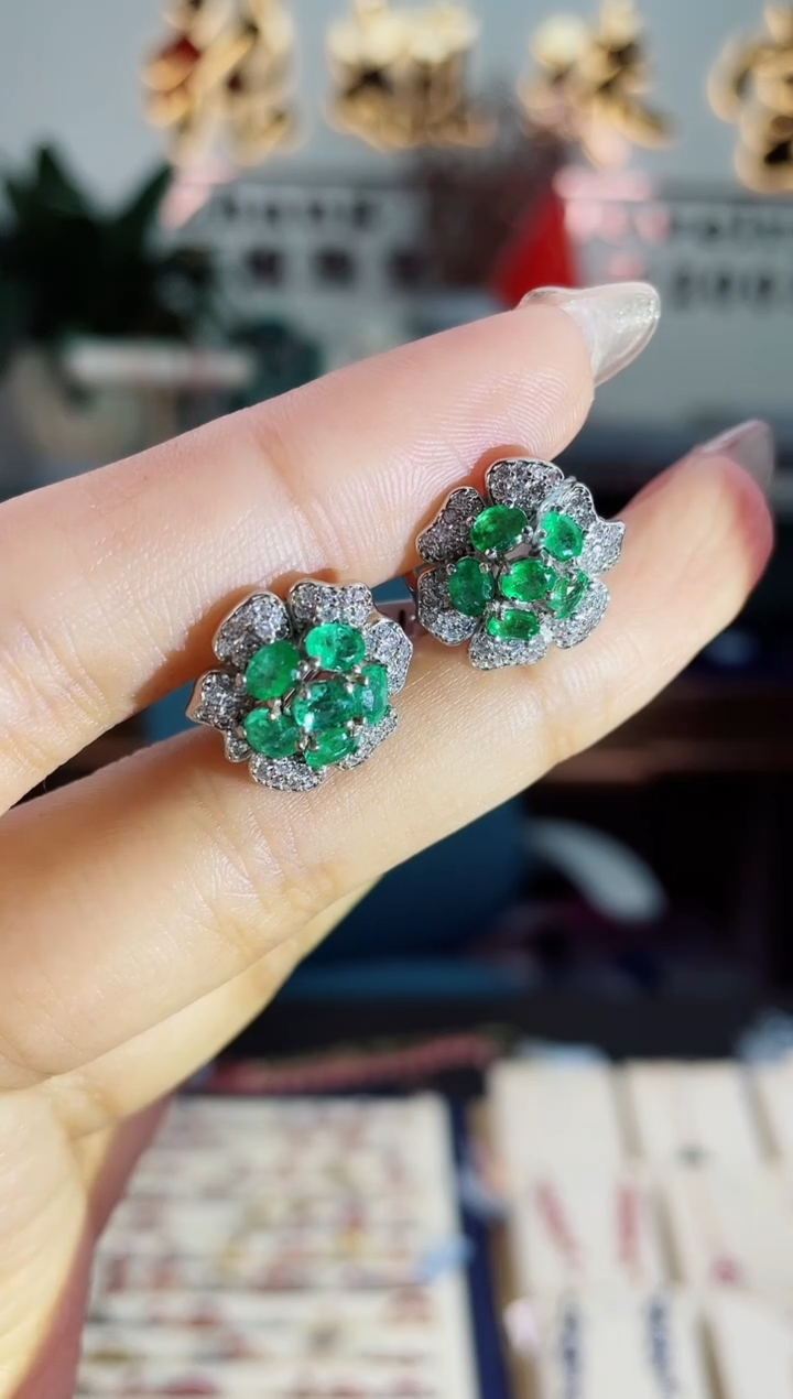 【闪购商品】祖母绿耳饰银S925镶嵌耳饰