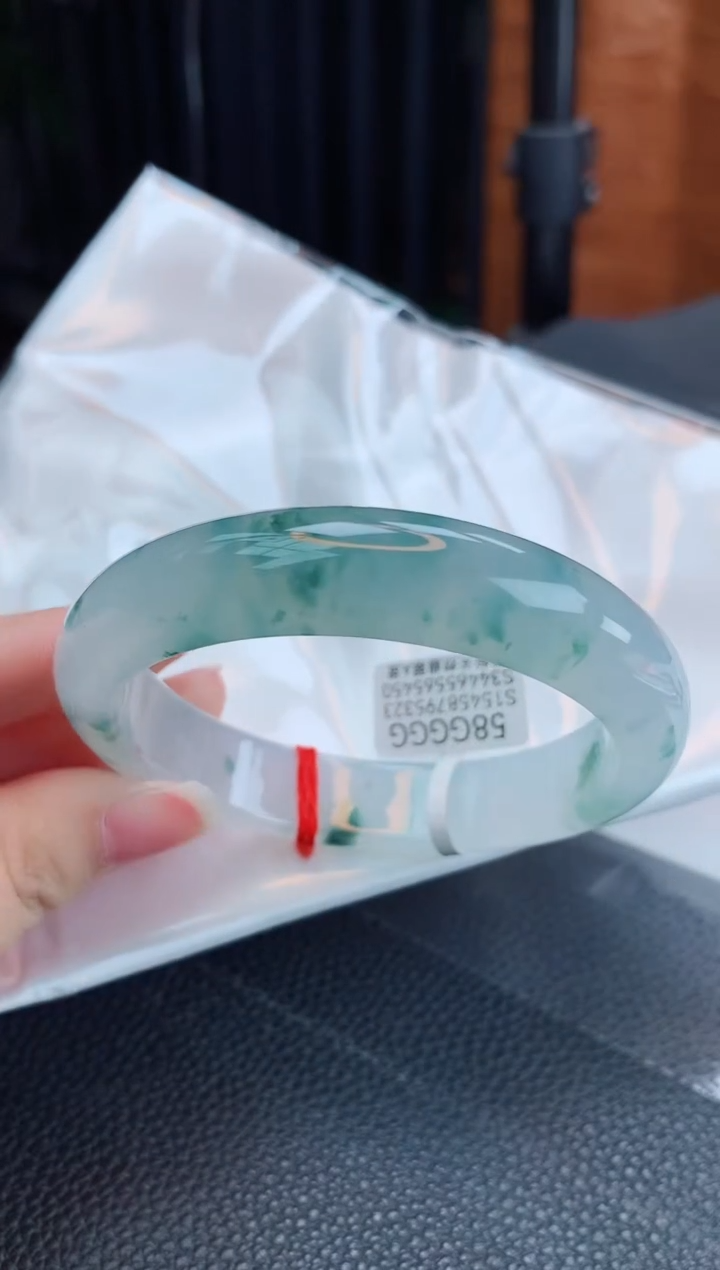 【闪购商品】翡翠手镯未镶嵌缅甸天然翡翠A货手镯