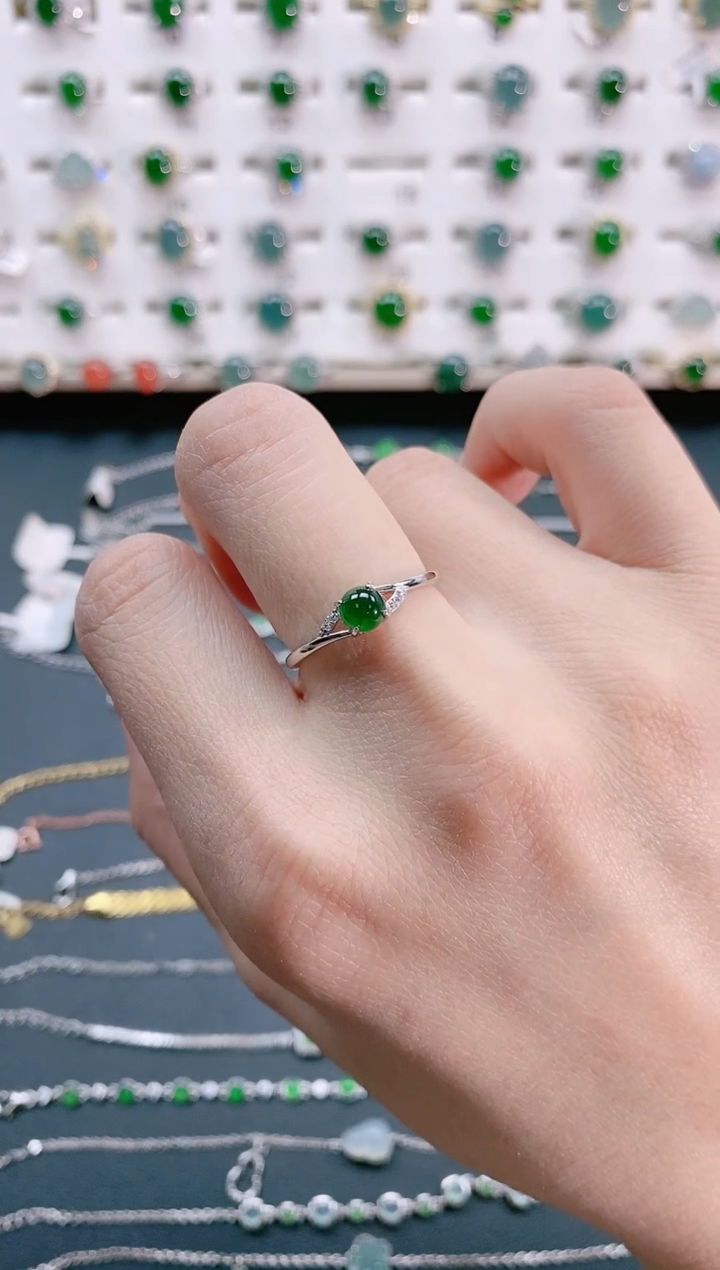 【闪购商品】翡翠戒指银S925镶嵌天然翡翠