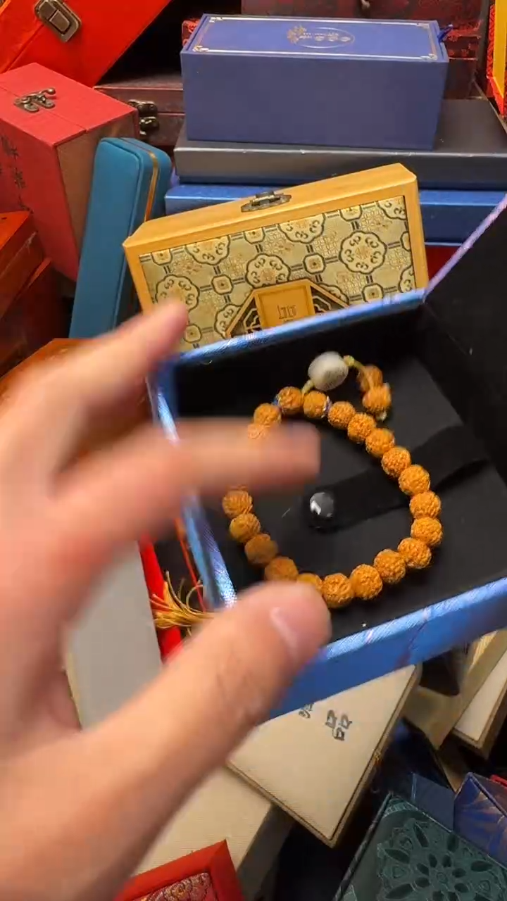 【闪购商品】金刚菩提手串——+——————