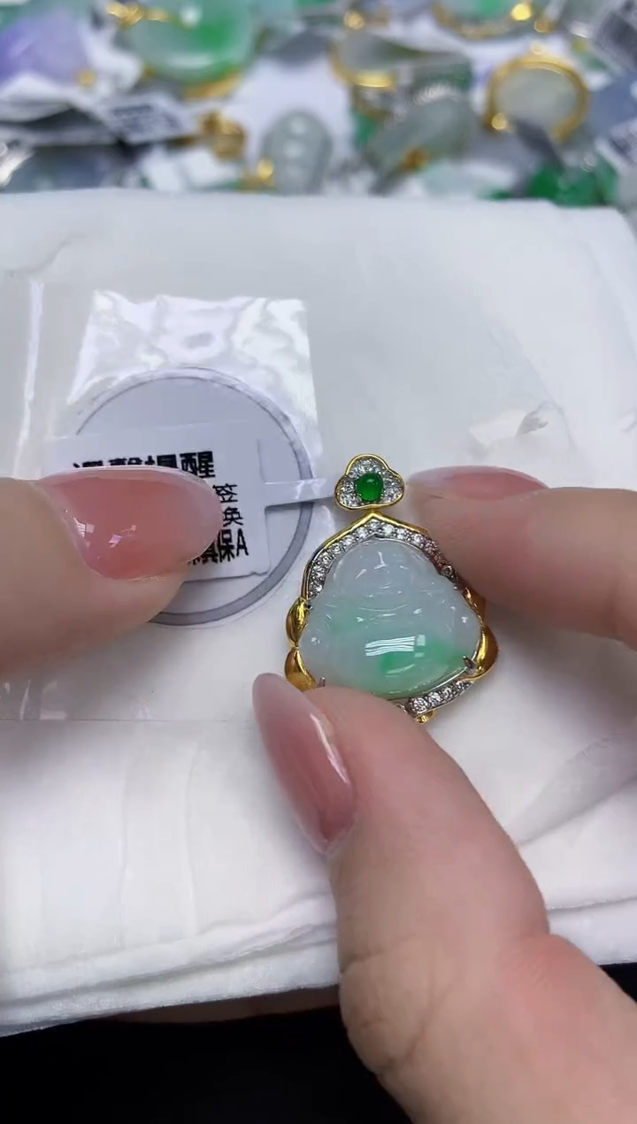 颈饰未镶嵌翡翠天然缅甸翡翠A货多样性发一件