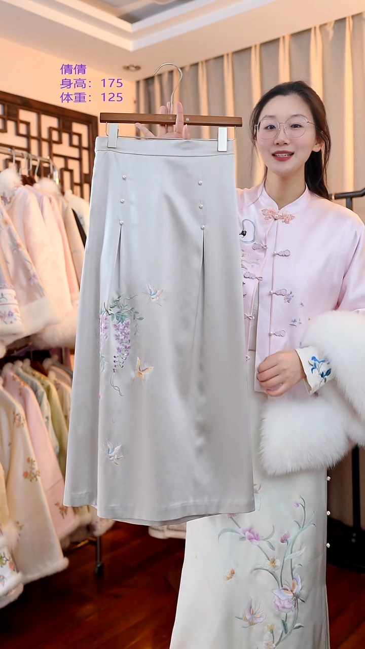 刺绣非遗苏绣服饰一物一件