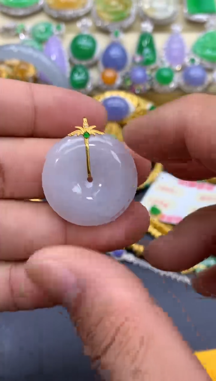 颈饰18K金镶嵌翡翠156-中国好珍宝