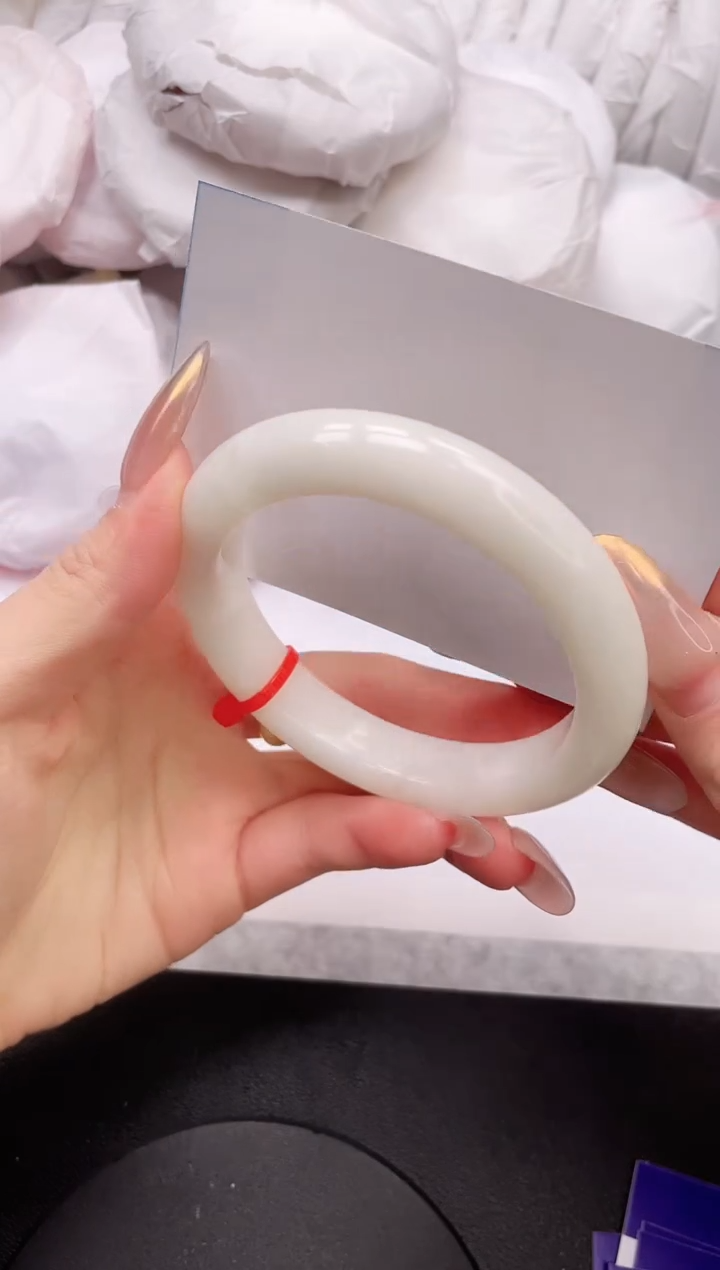 【闪购商品】和田玉手镯未镶嵌15K431-60