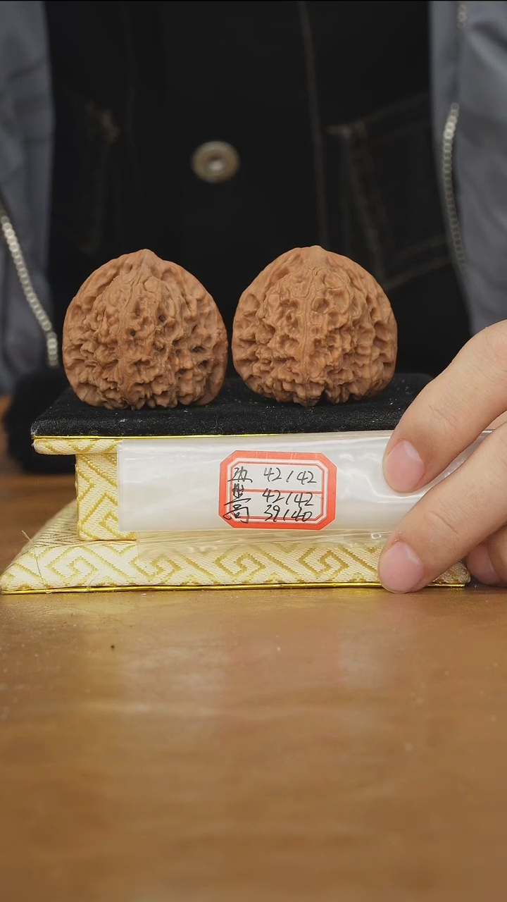 把件文玩核桃赵喜满南将石