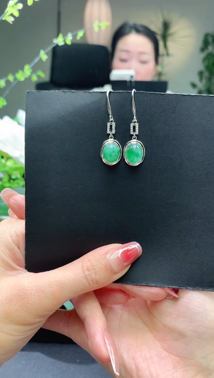 【闪购商品】石英质玉耳坠未镶嵌耳坠