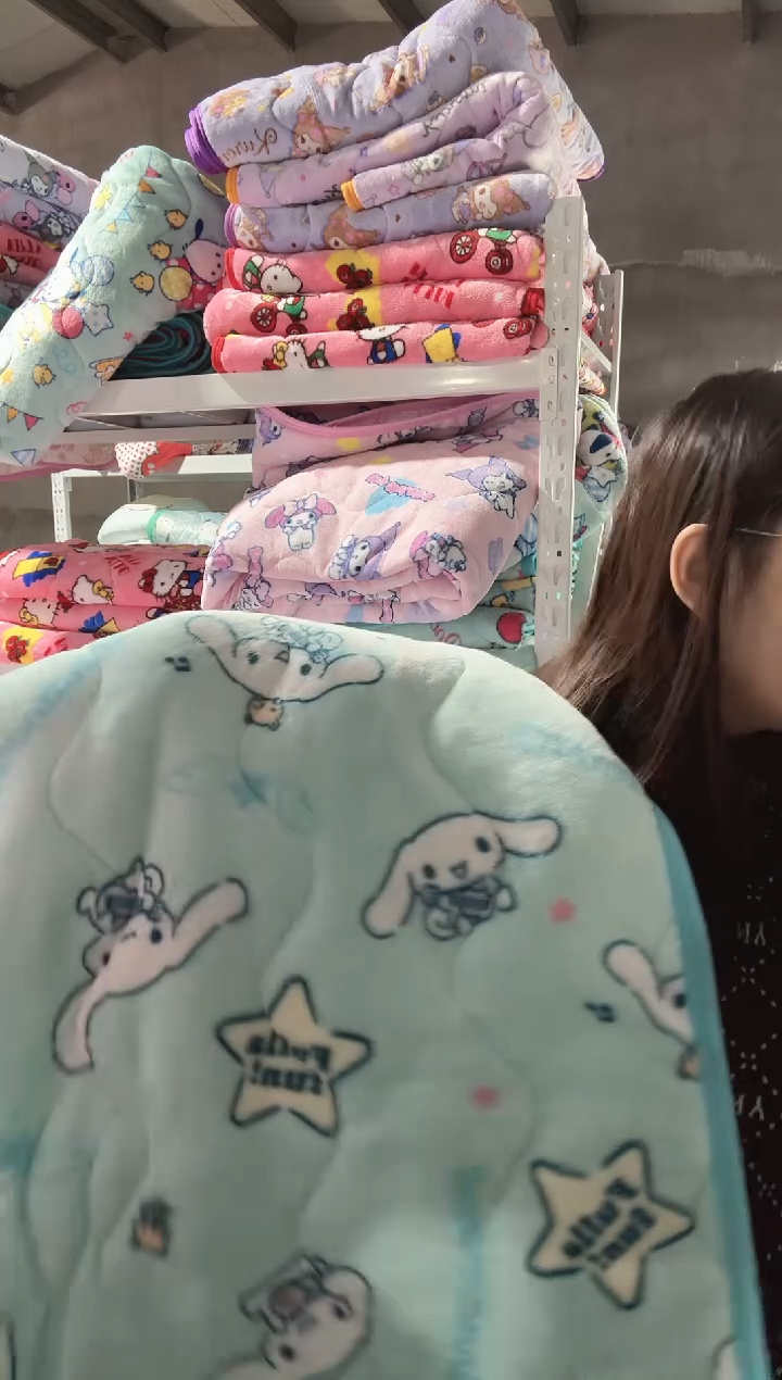 瑕疵 满35包邮100*200绒垫子