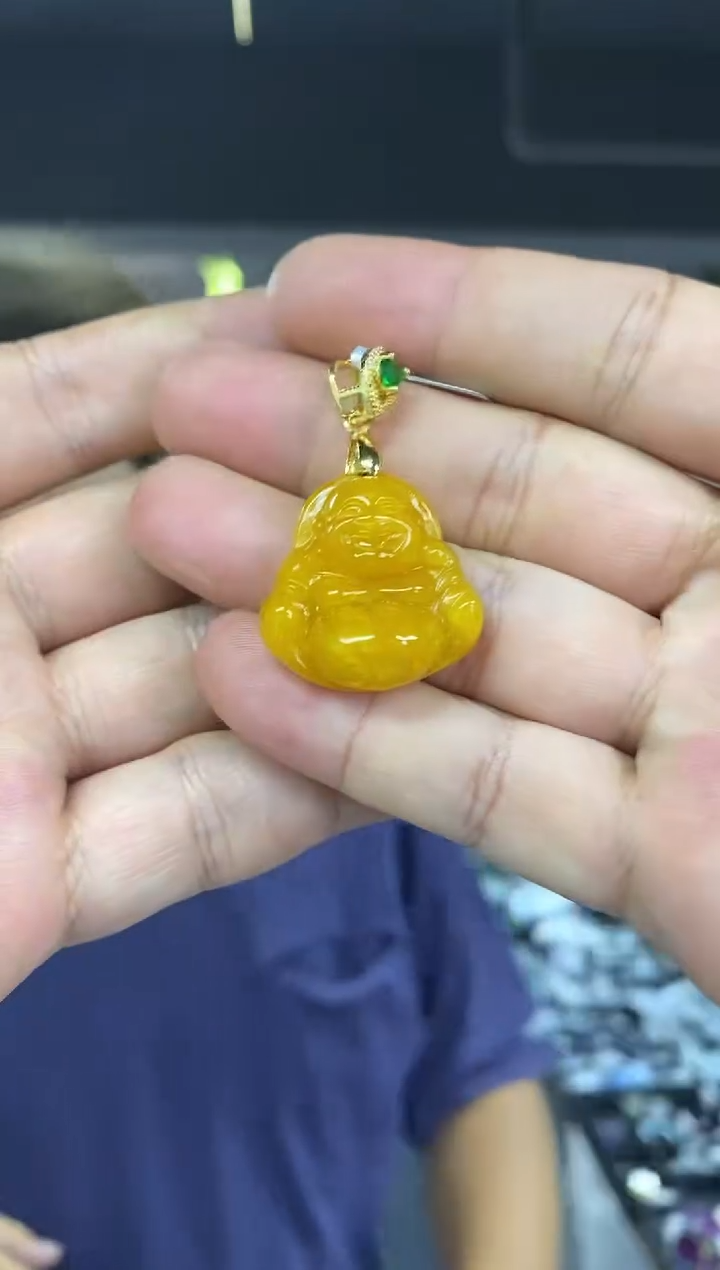 翡翠未镶嵌颈饰多样性发其一颜色微差