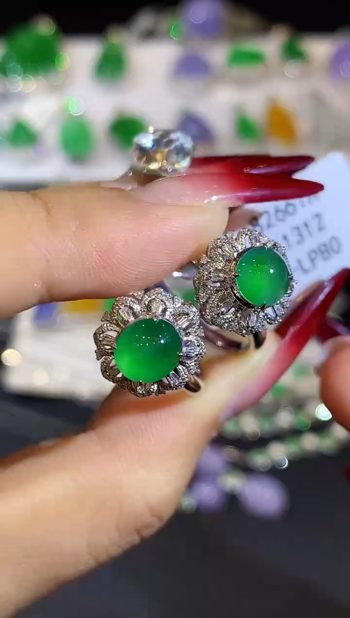 翡翠戒指18K金镶嵌L1312多样性发其一