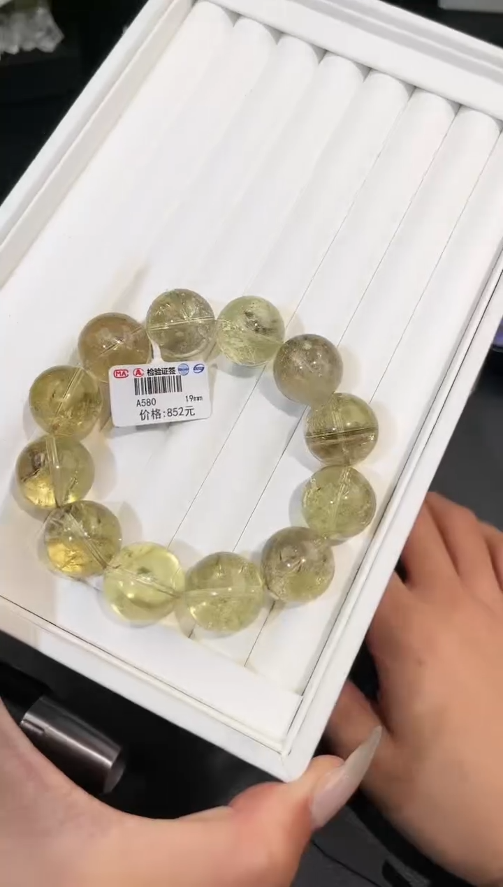 【闪购商品】水晶手链未镶嵌多样性发一Q53