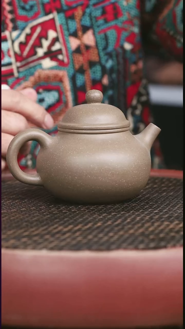 茶壶紫砂20号蟹壳青容天300CC