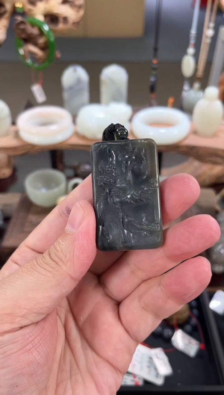 【闪购商品】和田玉吊坠未镶嵌若羌毛毛矿青花 山水牌 820579