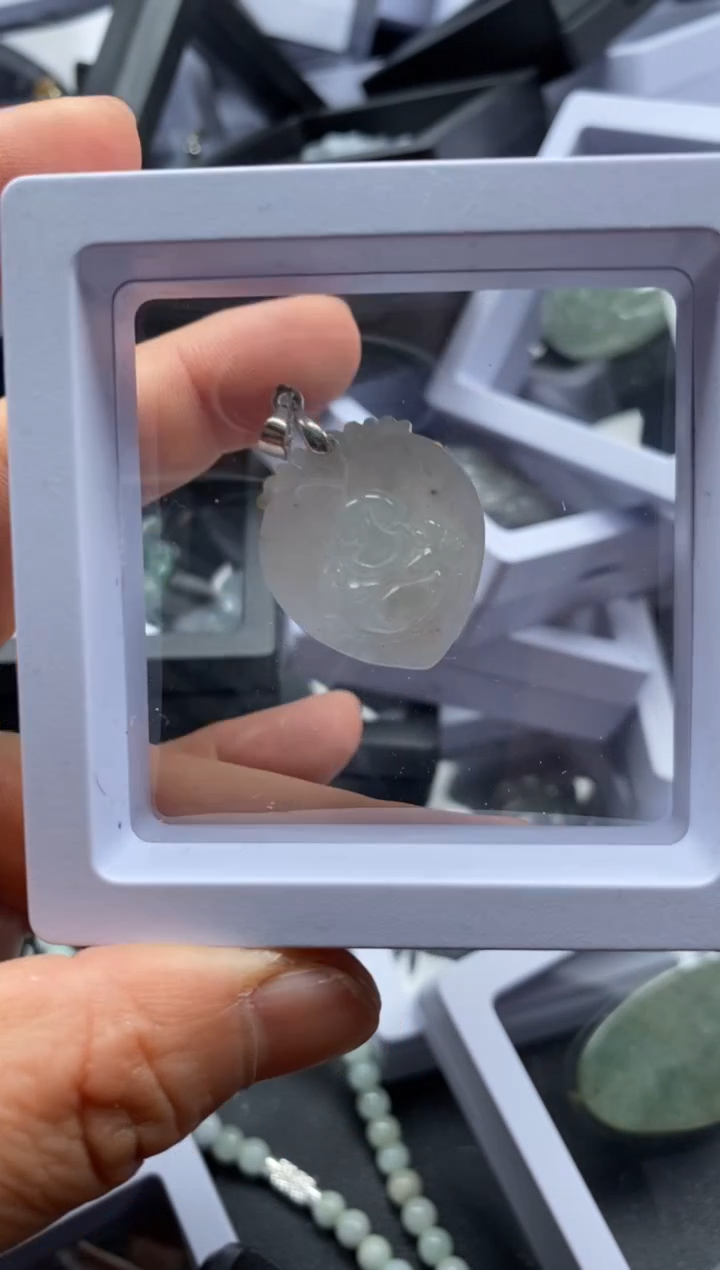【闪购商品】翡翠吊坠(不含链)未镶嵌128