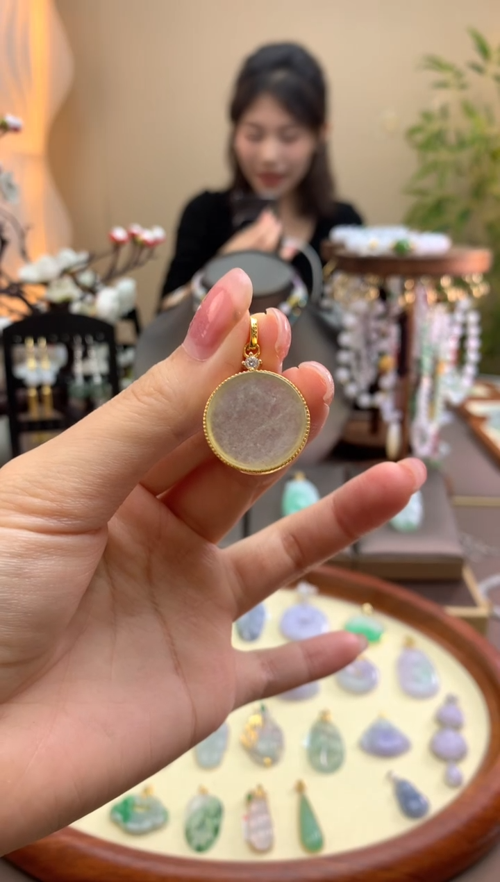 【闪购商品】翡翠银S925镶嵌颈饰无事牌