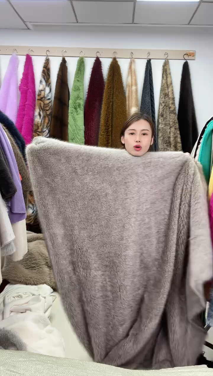 狐狸毛A115，尺寸1.8*1