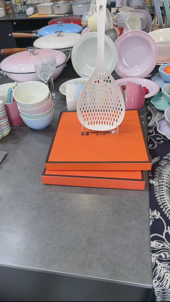 【闪购商品】瓷沥水勺34.5*13.5*4cm-霜白